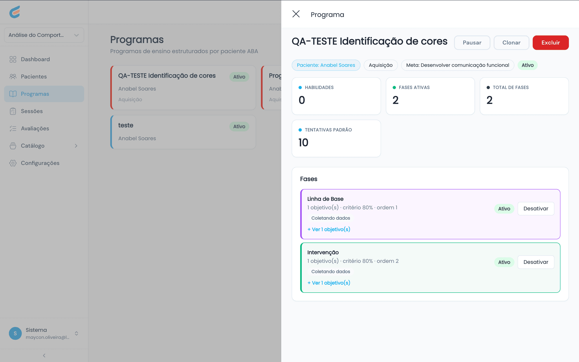 Sistema ABA Wayfly mostrando um programa com fases (linha de base e intervenção), habilidades, metas e tentativas padrão