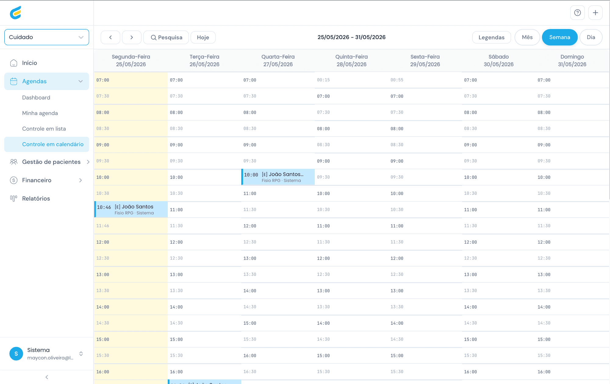 Agenda Wayfly em visão semanal com atendimentos agendados, navegação por dia/semana/mês e múltiplos profissionais